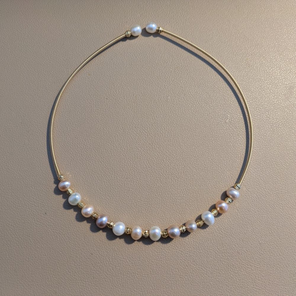 Freshwater pearl choker